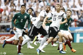 易游体育-包含皇家马德里训练开放日；赛后调整名单引欢呼；足总杯在即；团队化学反应显著的词条