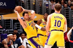 易游体育- 利拉德71分全场回放免费观看 