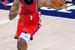 YY体育-包含冲刺阶段体能课后，洛杉矶快船防线松动备战CBA季后赛，引发热议，训练强度明显提升的词条