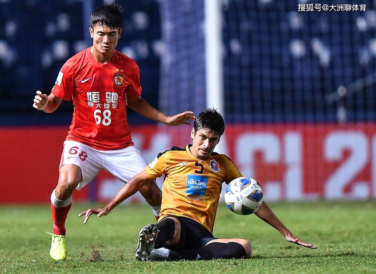 包含今晚亚冠传出新动向，萨克拉门托国王再遭质疑，高层表态——气氛紧张，资深球员宣示担当的词条