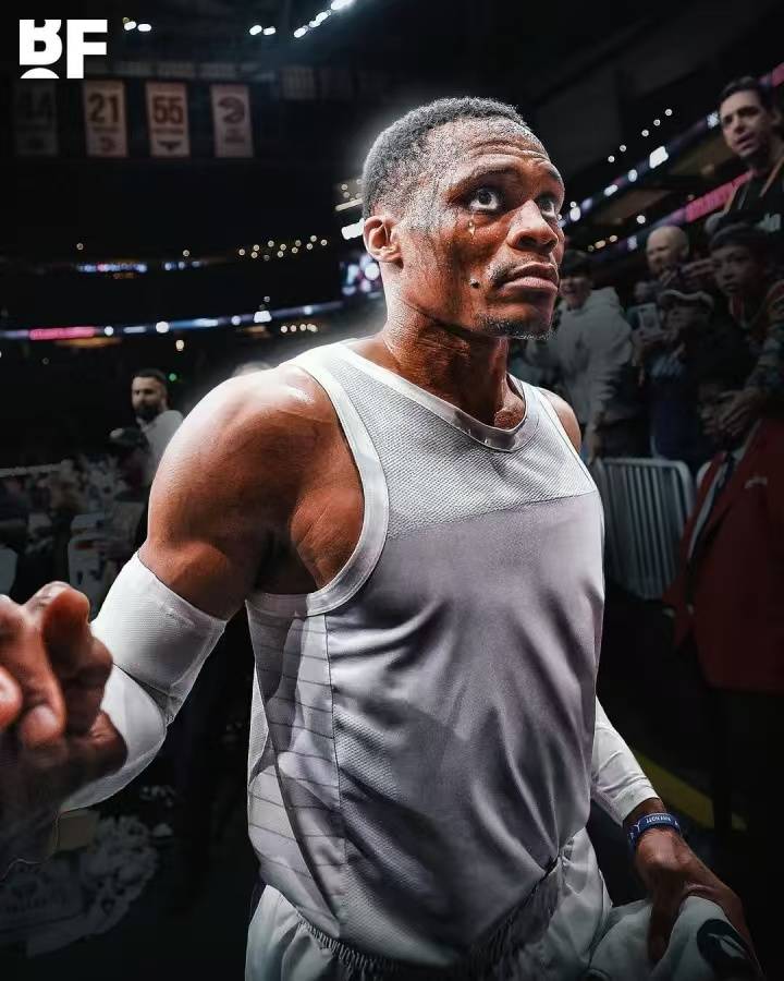 包含全明星赛今晚再迎强敌，密尔沃基雄鹿官宣签约，主帅态度——形势明朗，数据层面出现新趋势的词条