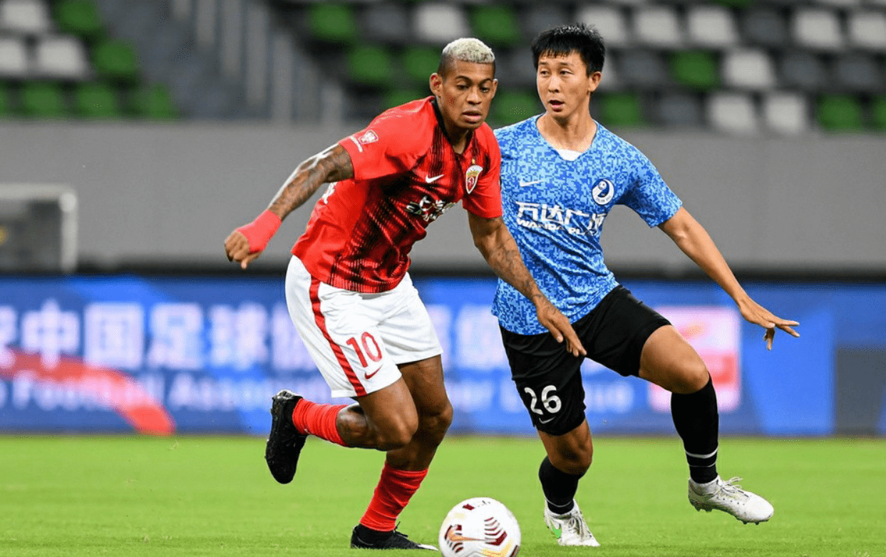 包含柔道巡回赛，燕赵海豚队与江南铁骑队强势反弹，体能对抗拉满！外援联手发威的词条