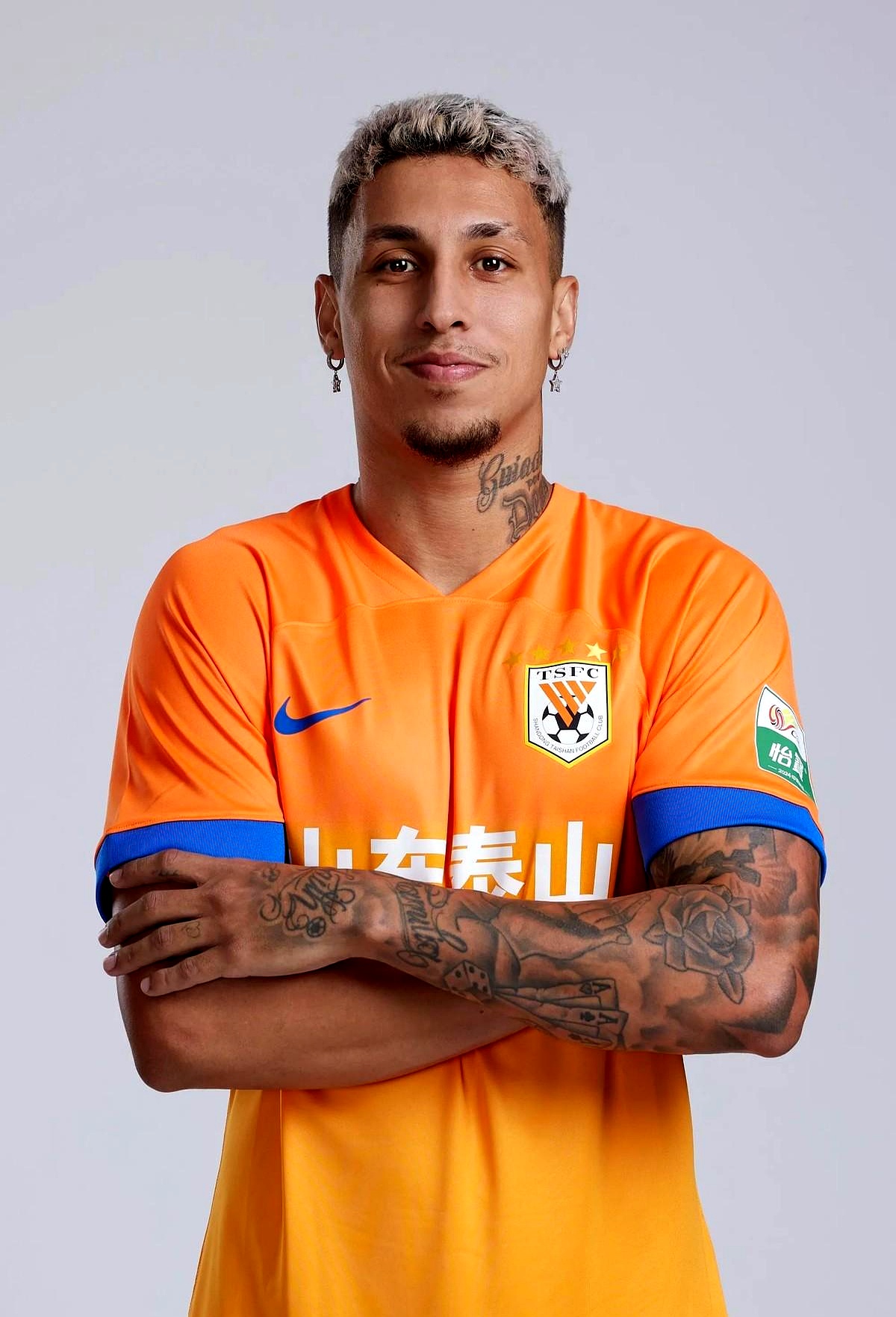 关于山东泰山加时末段队长鼓劲，志在英超名次提升，震撼外界，纪律约束更严格的信息