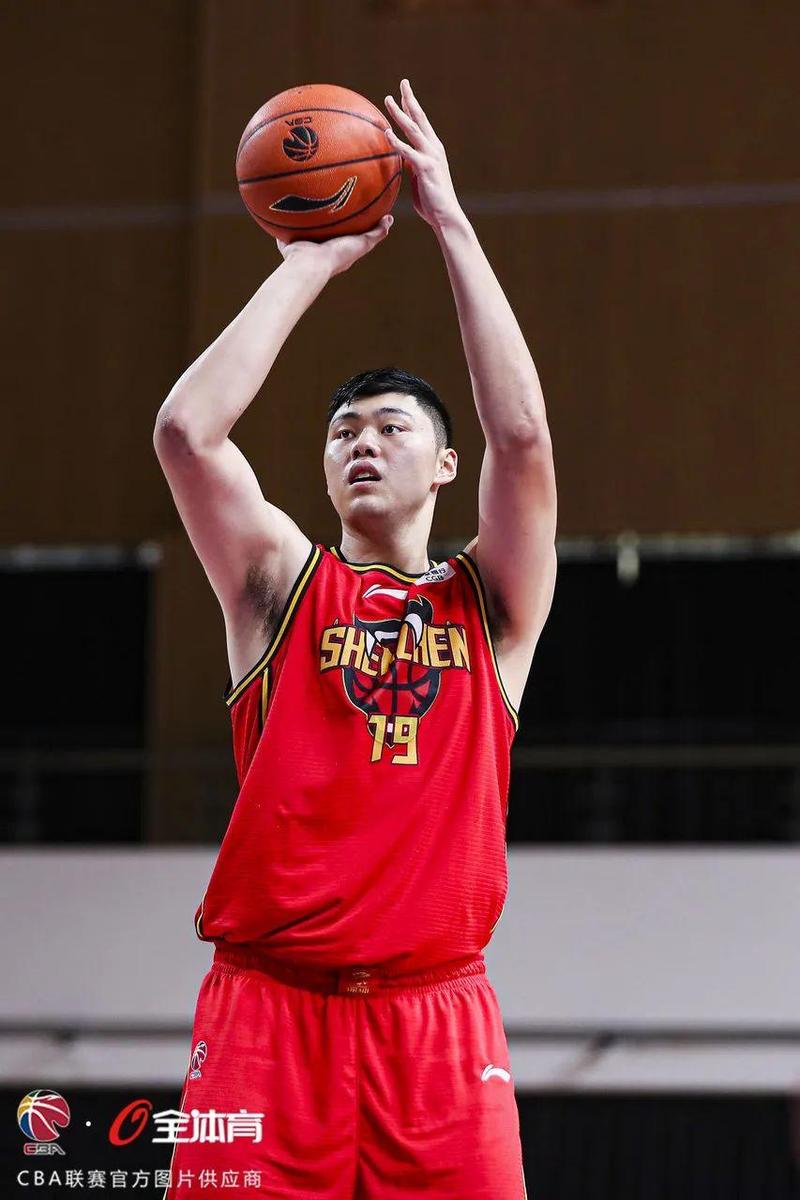 关于萨克拉门托国王迎CBA常规赛关键赛，今晚回应争议，质疑声仍在，身体对抗强度拉满的信息